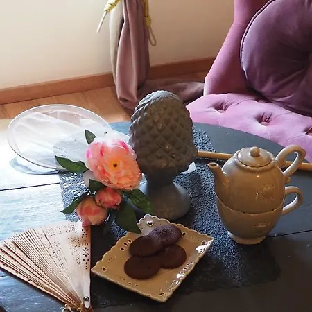 Les Chambres Des Reveries Bed & Breakfast