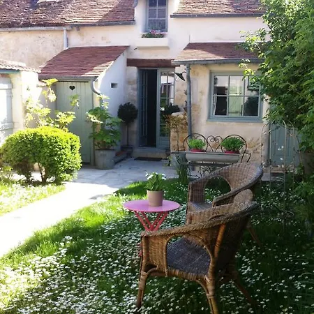 Les Chambres Des Reveries Ermenonville
